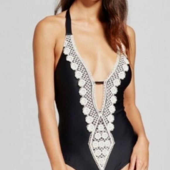 NWT Mossimo l Women’s Crochet Trim Plunge Black and White One Piece Swimsuit - Picture 1 of 12